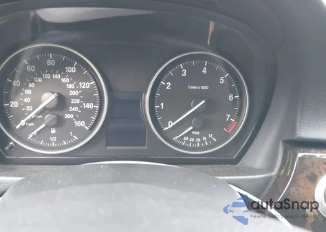 2008 BMW 328Xi z USA, uszkodzony, nr VIN WBAVC73508KX92791